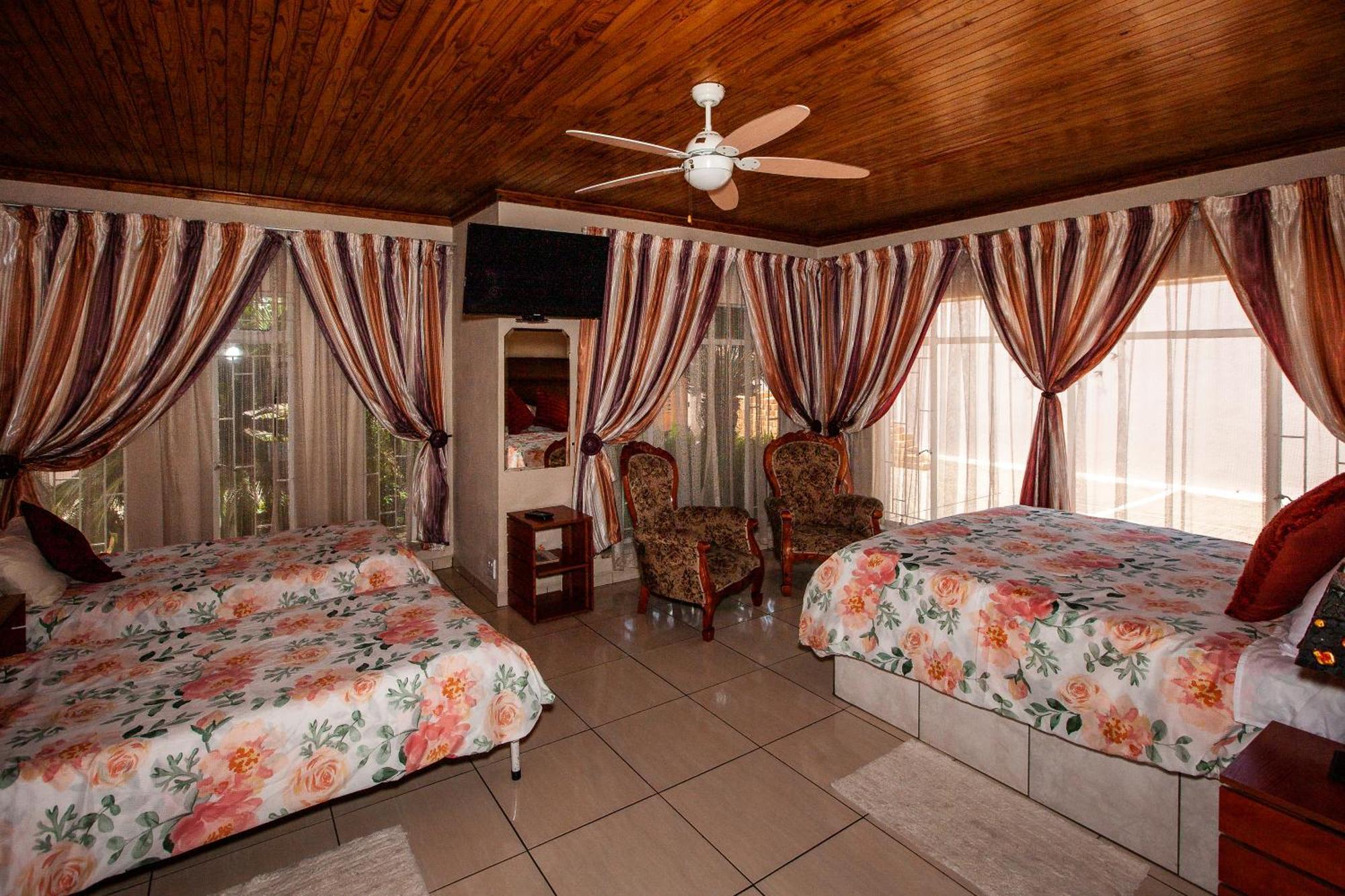 Invite Guest House - Self Catering Accommodation In Vanderbijlpark Luaran gambar